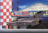 704x480