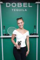 annasophia-robb-serves-courtside-style-at-the-us-open-1.jpg