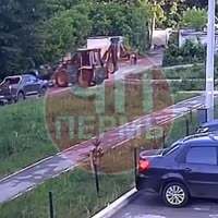трактор в перми.mp4