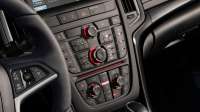 buick-cascada-center-stack.jpg