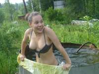 шлюха в баке.jpg
