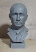 huylo sculpture.jpg