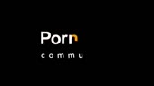Блядина старательно массирует глоткой член черного господина.mp4
