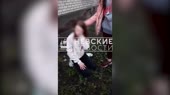 Школьницы избивают свою сверстницу.mp4