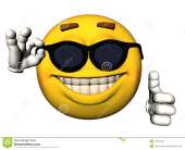 сторона-smiley-с-большими-пальцами-руки-вверх-14491322.jpg