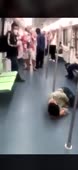 ZxdGN20Ye32pH7AY.mp4