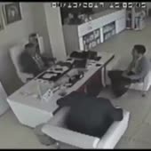 15762815661102.webm