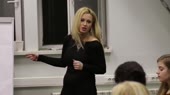 Почему нельзя с нищебродами трахаться Бешеная Машка на трен[...].mp4