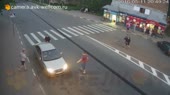 14888333116880.webm