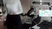 15854959393870.webm