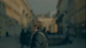 а я живу в пальто и штанах.mp4