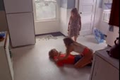 15817557842670.webm