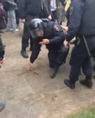 Дмитрий Мякшин якобы нападает и выбивает зуб ОМОНовцу 12 ию[...].mp4