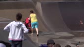 Rednecks pigmother at the rollerpark.webm
