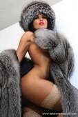 9ad1c804f279ed7d8255dd3dfec318ff--mature-hotties-fur-fashion.jpg