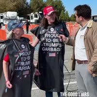 rapidsave.comtrumpsupporterstrytoexplainwhytheyare-jrcaoyuiepyd1.mp4