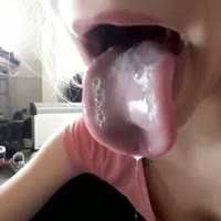 1750090169208226.webm