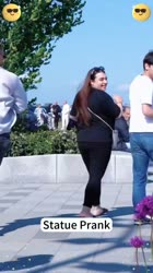 Statue prank😂😂 httpst.co22QULYJYh5.mp4