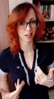 Ульянова рассказывает про геншин.mp4