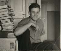423324243-1.jpg