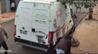Pitbull attacks a woman in Brazil.mp4