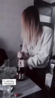 пугает терпилу.mp4
