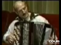 1611939095looped1611939094.mp4