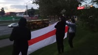 Тракторный поселок встал в цепь солидарности с бчб флагом.mp4