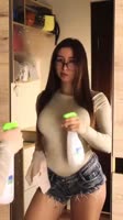 VID20250810232401543.mp4