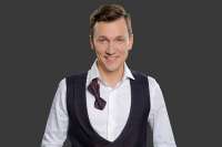 660x440