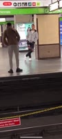 16502693471010.mp4