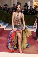emily-ratajkowski-attends-the-2022-met-gala-celebrating-in-[...].jpg