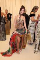 met-gala-2022-worst-dressed-outfits-red-carpet-92345.jpg