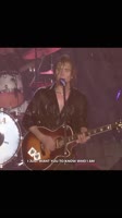 The Goo Goo Dolls performing ‘Iris’ live in Buffalo, New York, 2004.mp4