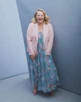 Elisabeth-Moss-Variety-Extra-Edition-Handmaids-Tale-Inside.webp