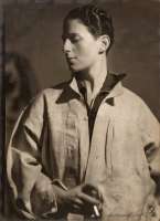 portrait-gluckstein-hannah-aware-women-artists-artistes-femmes.jpg