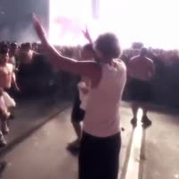 blvixua7536916222370188549.mp4