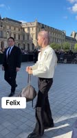 voguefrance2025-10-01-11-34-441759293284547.mp4