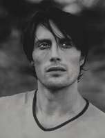mads-mikkelsen-and-his-immaculate-cheek-bones-through-the-v0-f8ab0vl88uxe1.webp