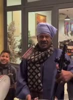 1000053449.mp4