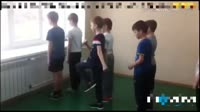 Мальчики и девочки маршируют))).mp4