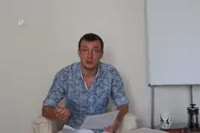 Денис Бурхаев. Все на меня смотрят! Социофобия и сепарация. Полная версия по ссылке в описании. [PW7J2PtW3OM].webm