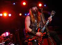 zakkwylde4.jpg