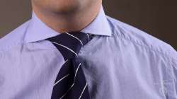 Half-Windsor-Knot-with-thick-navy-striped-tie-by-Fort-Belvedere-900x506.jpg