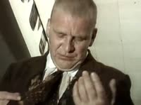 Слушались бы меня, одевались как люди.webm