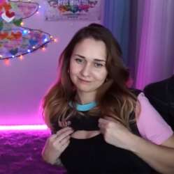 7JNVqpN4xqc.jpg