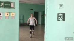 вхожу в тред.gif