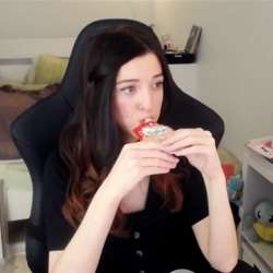 Liz0nFood.png