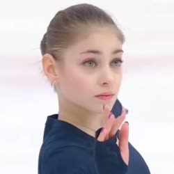 910066411502017862587626572257306187432989n.mp4