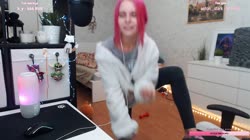 Denly-456241296.mp4
